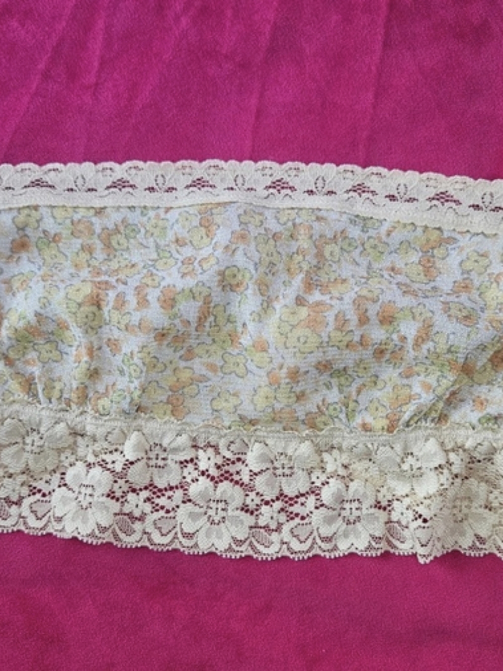 Free People Floral Lace Bandeau in Cream Size Small